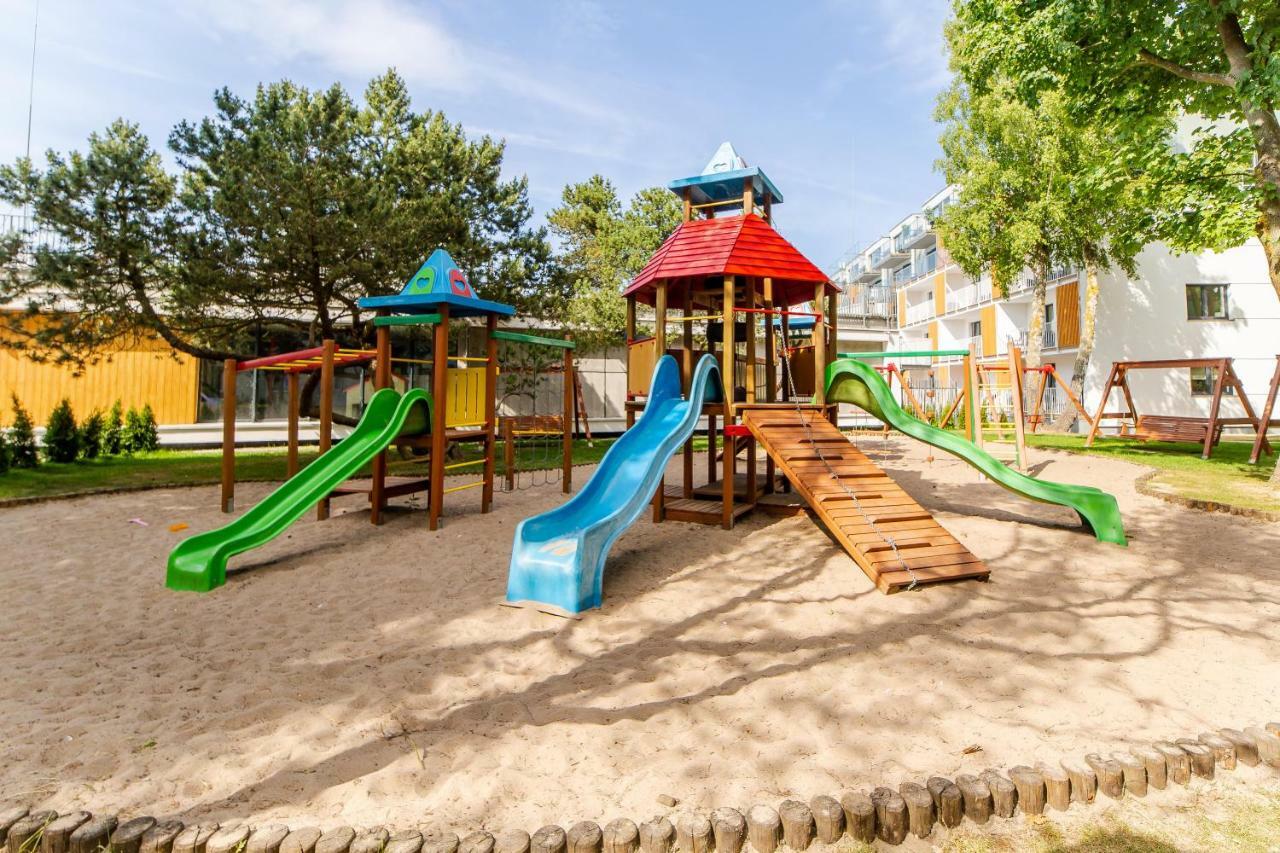 Waterline Apartamenty Standard Class Колобжег Екстериор снимка